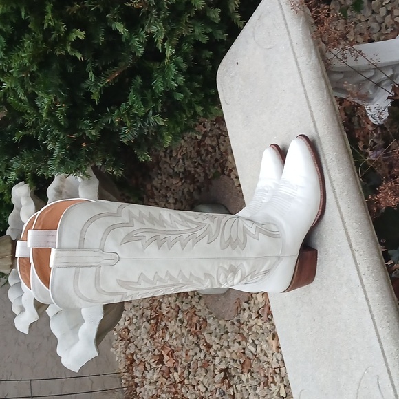 TECOVAS The Abby tall Leather boot, EUC. size 9.5B - Picture 11 of 15